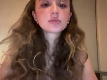 girl
        pagieeeday cam image #2850510
