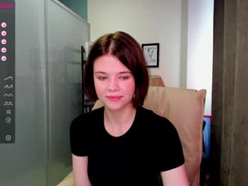 girl
        hello_alex_ cam image #1213044