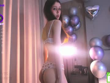 girl
        melissa_shawty cam image #1157761