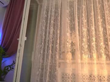 girl
        sweety_rinushka_ cam image #4427137