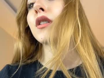 girl
        linda_morgans cam image #6580653