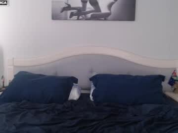 girl
        bluexstacey cam image #6306849