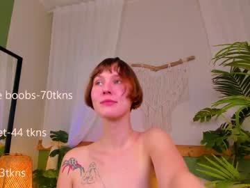 girl Cam Girls Masturbating With Dildos On Chaturbate with lexymoon_