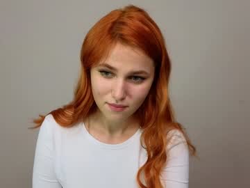 girl
        shirley_gregory cam image #5310150