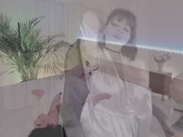 couple
        butterflyblue_dream cam image #3756356