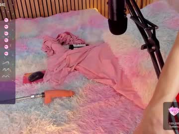 girl
        little_effy18 cam image #3666273