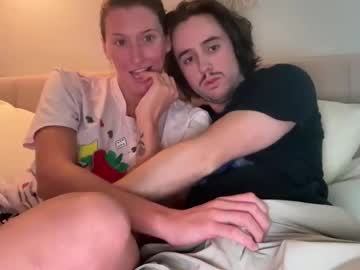 couple
        iwannabeurboy cam image #4852037