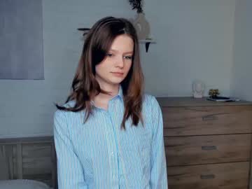 girl
        katy_best_ cam image #3757360