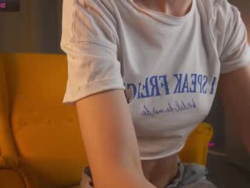 girl
        sunnivaharder cam image #6660252