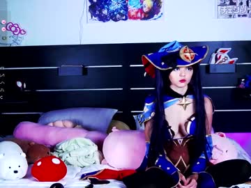 girl
        madnessalise cam image #2360836