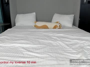 girl
        carolinaherera cam image #3406862