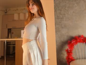 girl
        cindyhips cam image #759087