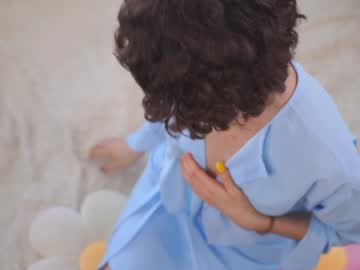 girl
        you_fell_in_love cam image #5739688