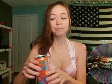 girl
        anabelleleigh cam image #5776775