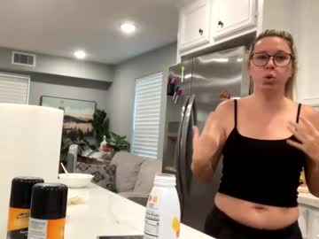 girl
        texas_blonde cam image #2329992