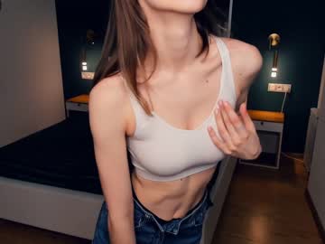 girl
        oh_sunny_ cam image #3827913