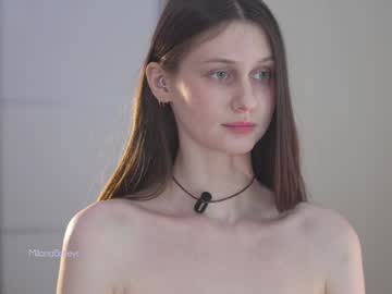 girl
        milanabaileys cam image #6050983