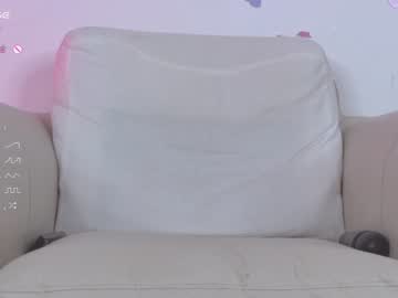 girl
        sapphirealice cam image #3429066