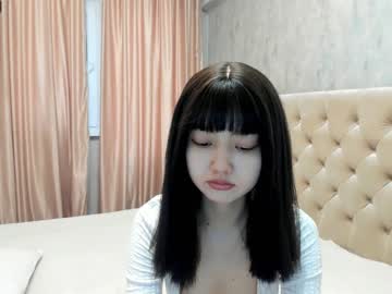 girl
        chanlia cam image #1488036
