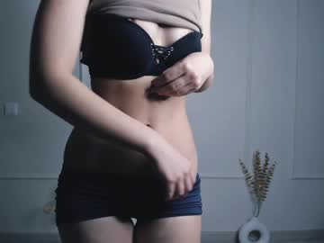 girl
        laa_ura cam image #3730093