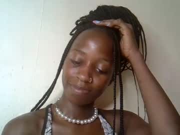 girl
        lovela_nay cam image #1039027