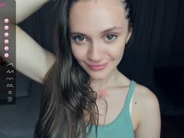 girl
        flame_in_eyes cam image #2210708