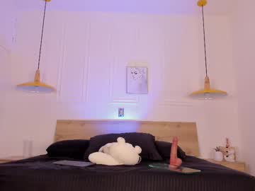 girl
        bella__donne cam image #6705451