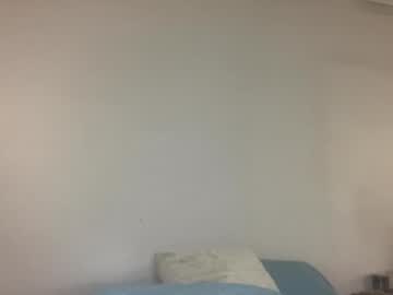 girl
        saphiresnow cam image #3067483