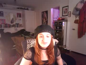 couple
        lovelylola808 cam image #3510446