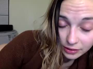girl
        bakedmommy cam image #3016753