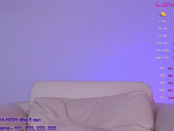girl
        sapphirealice cam image #1066922