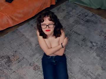 girl
        odettechurchwell cam image #6624064