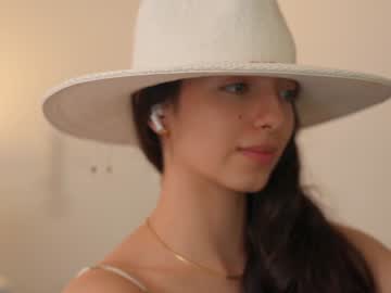 girl
        naughtysammx cam image #4390313