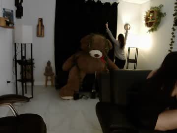 girl
        bunnynextdoor cam image #2483108