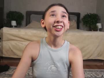 girl
        zarascarlett cam image #5742706
