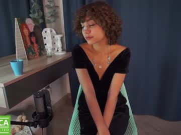 girl
        lenaelisabeth cam image #3366168