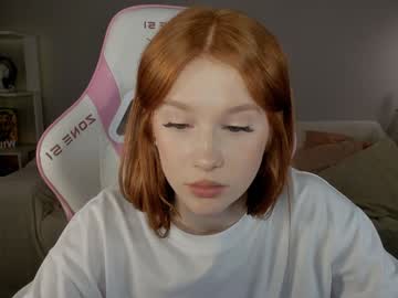 girl
        leahsthetics cam image #5373922
