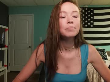 girl
        anabelleleigh cam image #5059024