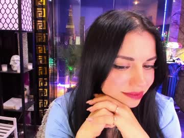 girl
        alma_pearl cam image #2844494