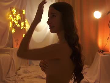 girl
        sunny_maria cam image #5729056