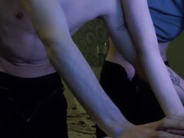 couple
        alyx1 cam image #3859902