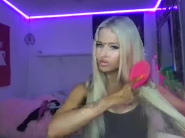 girl
        maddysummers cam image #4229327