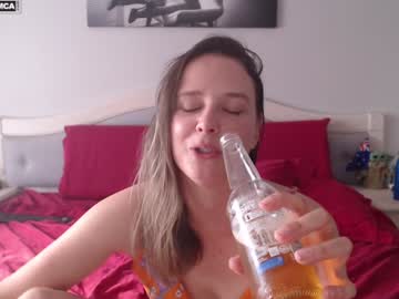 girl
        bluexstacey cam image #5502394