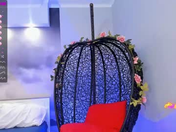 girl
        elizabeth__gray cam image #1252696