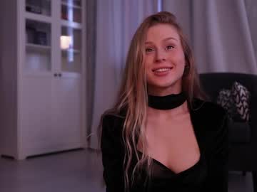girl
        seeunexttime cam image #5329713