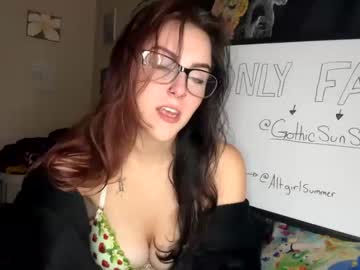girl
        itssummerxo cam image #3209066