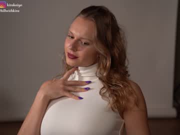 girl
        chillwithkira cam image #3881159