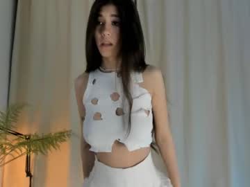 girl
        zarascarlett cam image #3000150