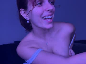 girl
        lilbeccaxo cam image #3274299