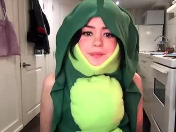 girl
        littlesugarpea cam image #1111949